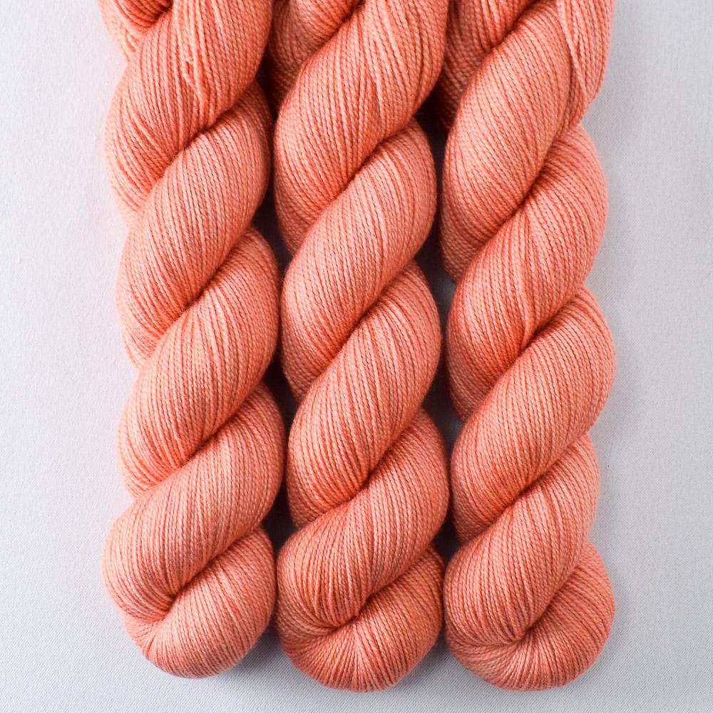 Wild Tulip - Miss Babs Yummy 2-Ply superwash Merino wool yarn