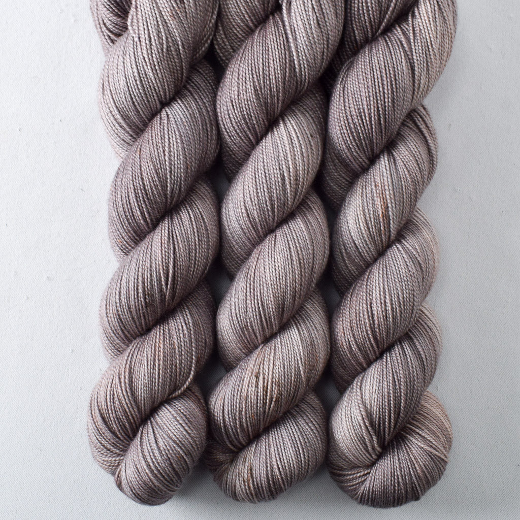 Winklepicker - Miss Babs Avon yarn