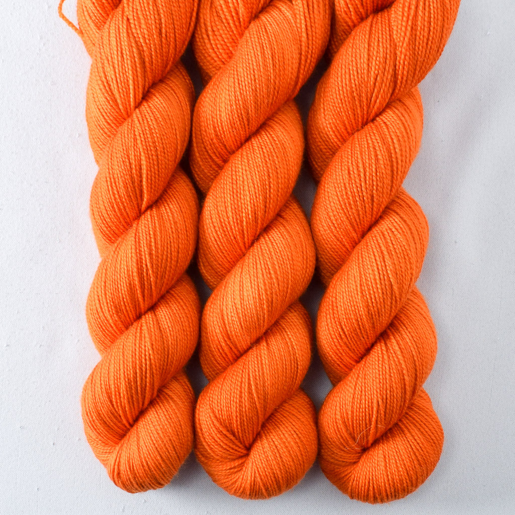 Zest - Miss Babs Yummy 2-Ply superwash Merino wool yarn