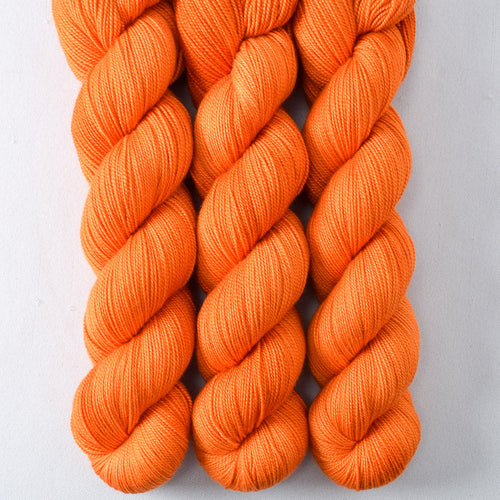 Zest - Miss Babs Avon yarn