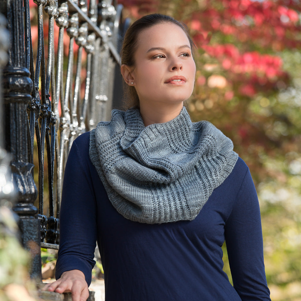 Zig Zag Cowl