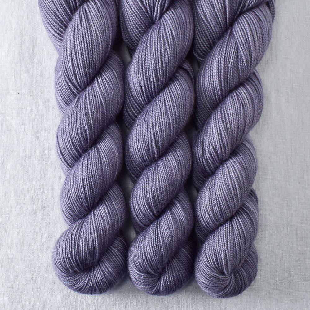 Zuniga - Miss Babs Yummy 2-Ply superwash Merino wool yarn